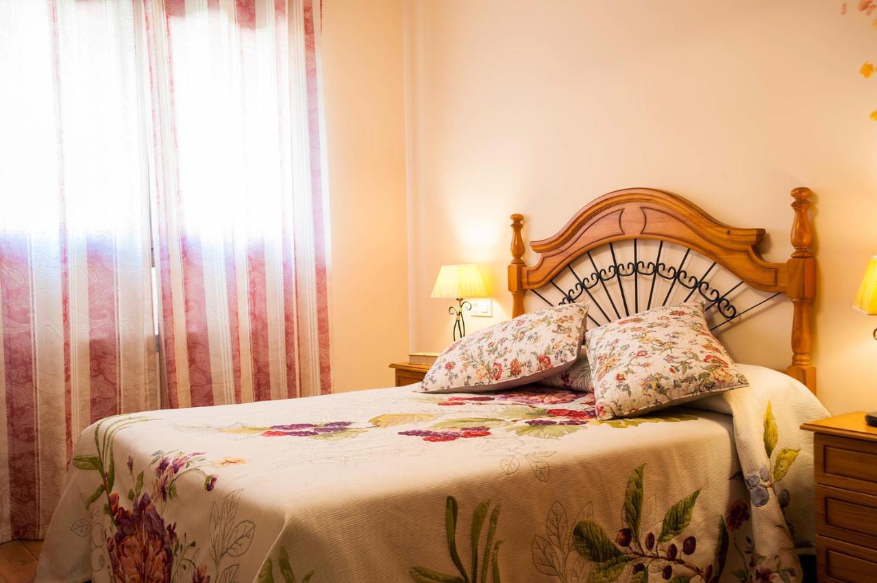 Los Robles I Sotillo Del Rincon Ngoại thất bức ảnh